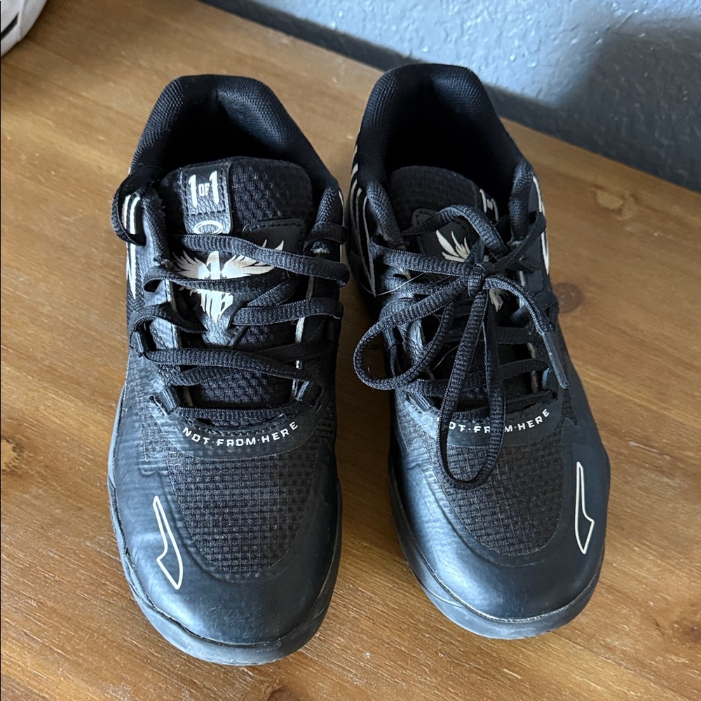 Black Athletic Men's Shoes: Melo’s